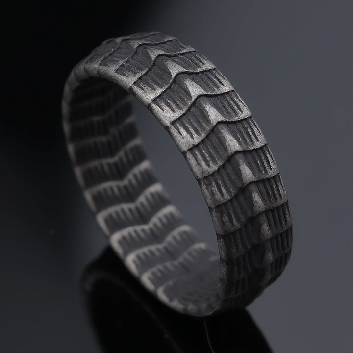 DRAGON SPINE STAINLESS STEEL RING