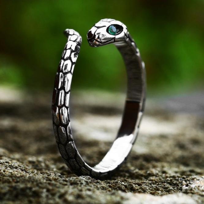 COBRA TWIST SNAKE STAINLESS STEEL RING