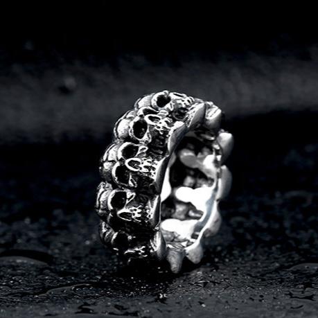 SURROUNDED TITANIUM STAINLESS STEEL SKULL RING