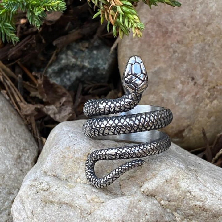 COILED SNAKE STAINLESS STEEL RING