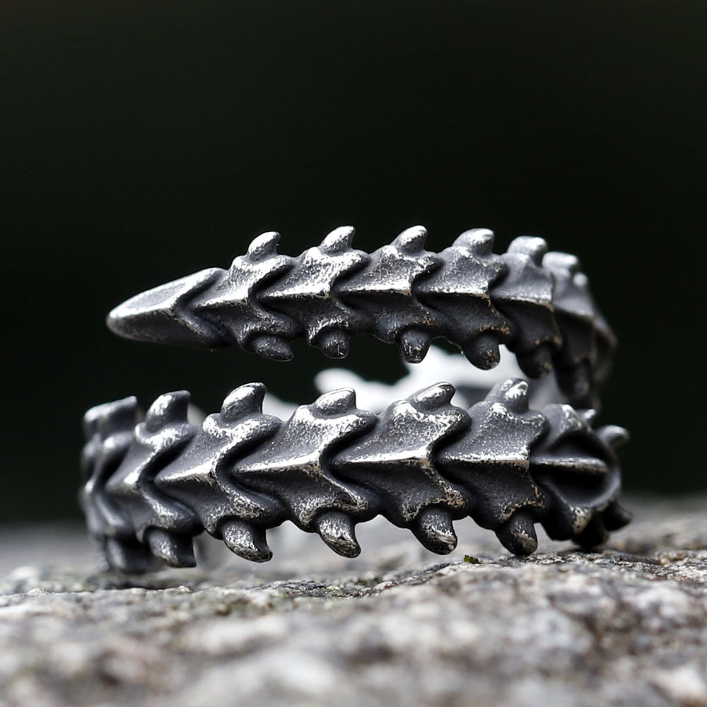 CENTIPEDE STAINLESS STEEL GOTHIC VERTEBRAE RING