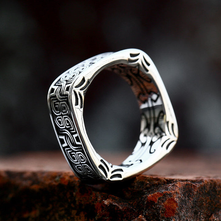 VINTAGE CELTIC KNOT STAINLESS STEEL RING