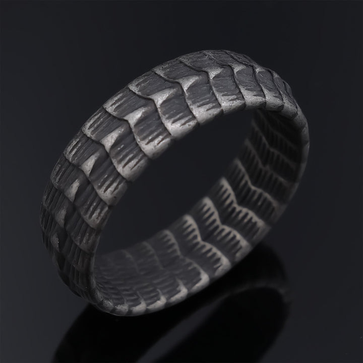 DRAGON SPINE STAINLESS STEEL RING