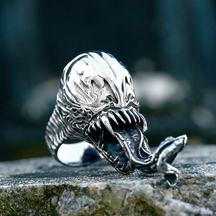 ALIEN MUTANT SYMBIOTE STAINLESS STEEL RING