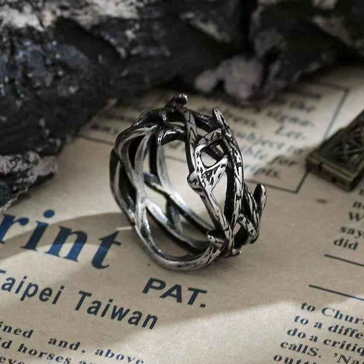 HOLLOWED-OUT THORN AND SPIKE RING