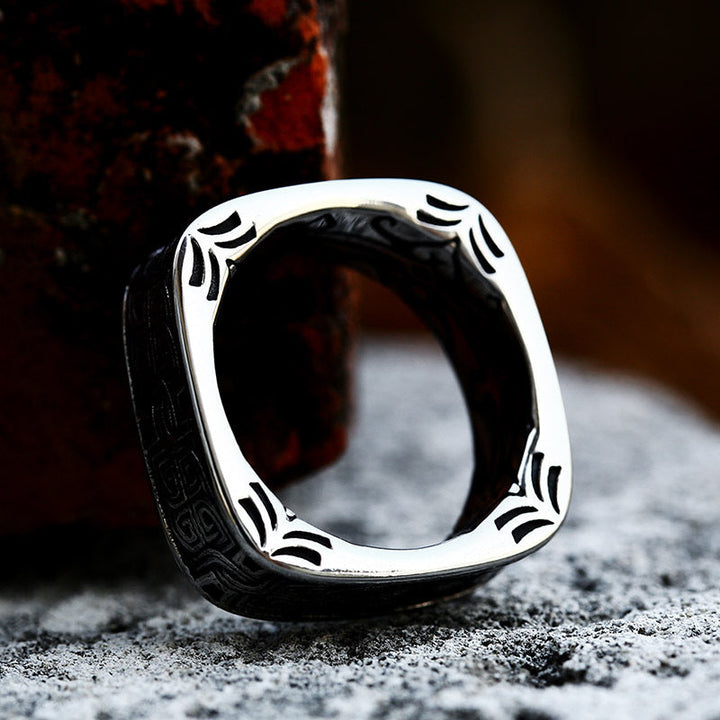 VINTAGE CELTIC KNOT STAINLESS STEEL RING