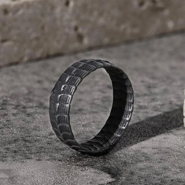 DRAGON SPINE STAINLESS STEEL RING