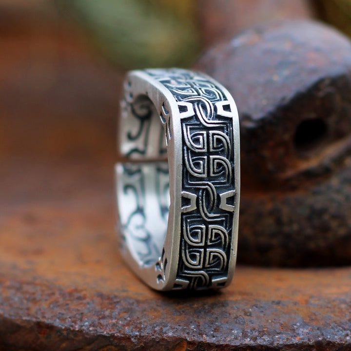 VINTAGE CELTIC KNOT STAINLESS STEEL RING