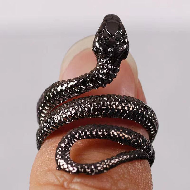 COILED SNAKE STAINLESS STEEL RING