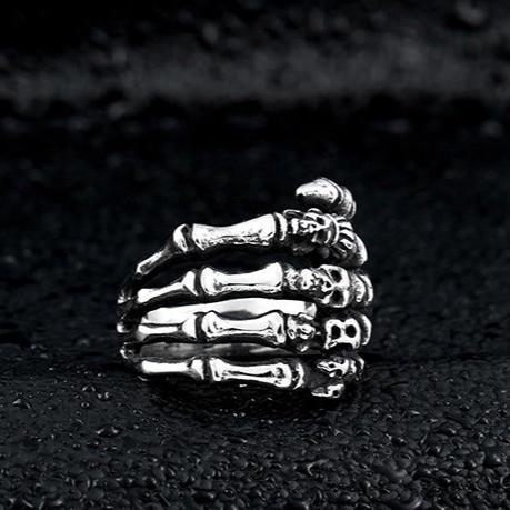 CLAW STAINLESS STEEL SKULL RING