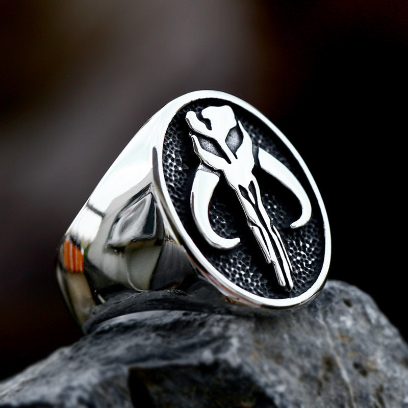 MANDALORIAN SYMBOL STAINLESS STEEL SKULL RING