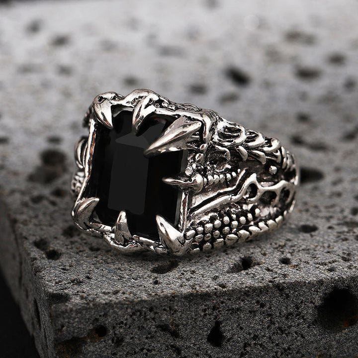 DOMINEERING DRAGON CLAW RING