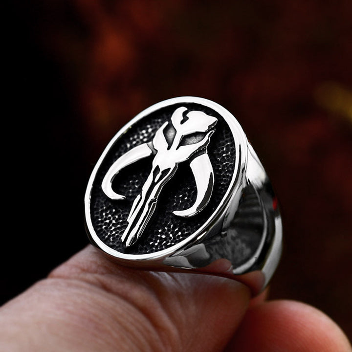 MANDALORIAN SYMBOL STAINLESS STEEL SKULL RING